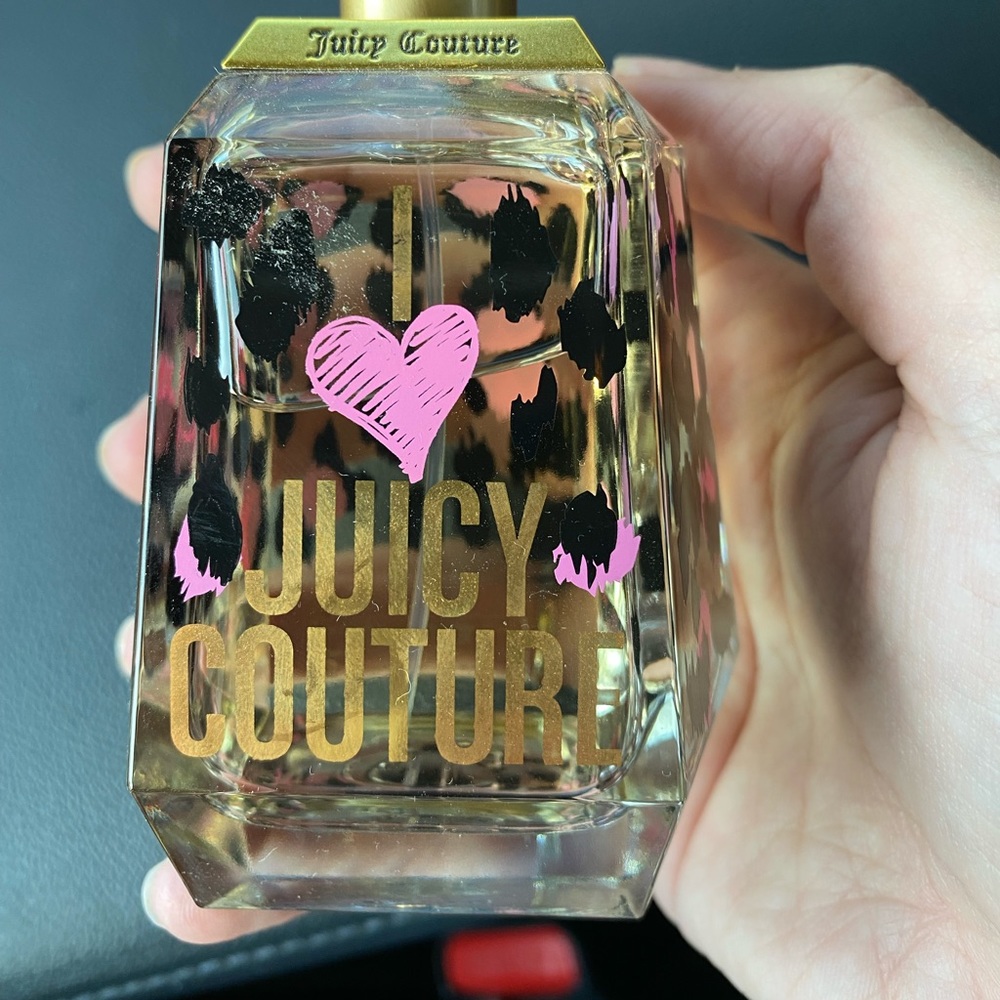 I love Juicy couture perfume